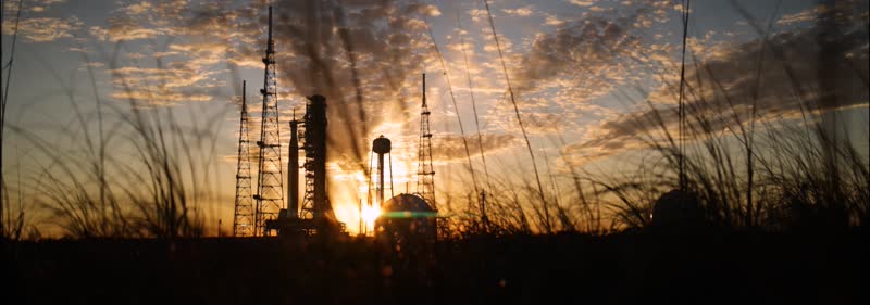 Sun sets on Full Artemis II Stack at Launch Pad 39B Anamorphic